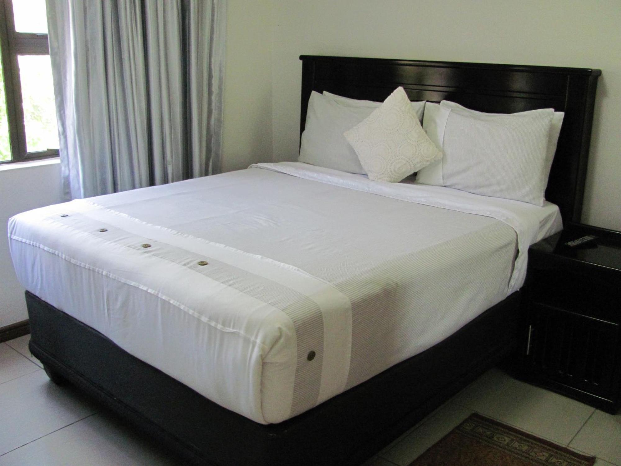 Upper Room Guest House Francistown Exteriör bild