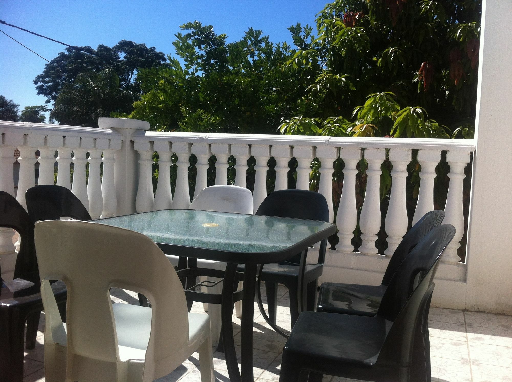 Upper Room Guest House Francistown Exteriör bild